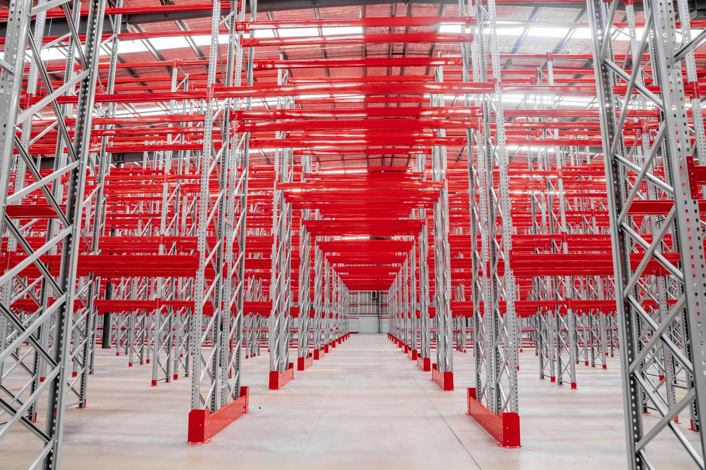 Omni Group high-capacity warehouse storage layout