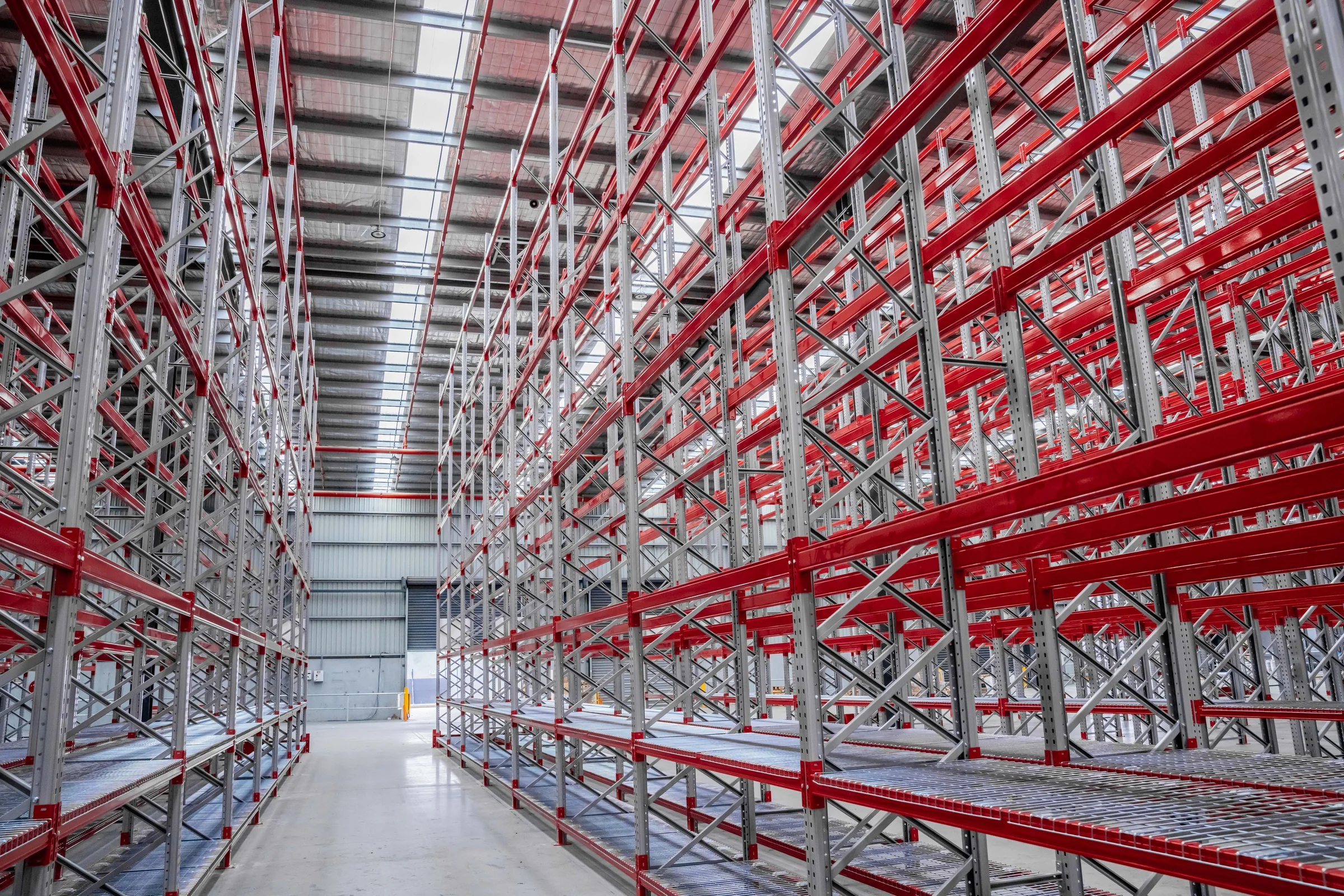 Omni Group mesh-deck shelving detail