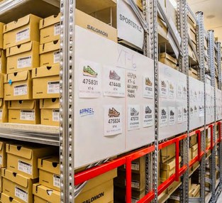 Salomon footwear stockroom with BM3000 Compactus system storing 3200 shoe boxes