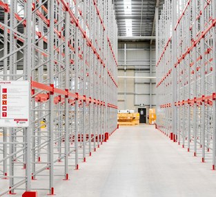 Wilson Transformers heavy-duty racking and cantilever storage system by Bowen Storage